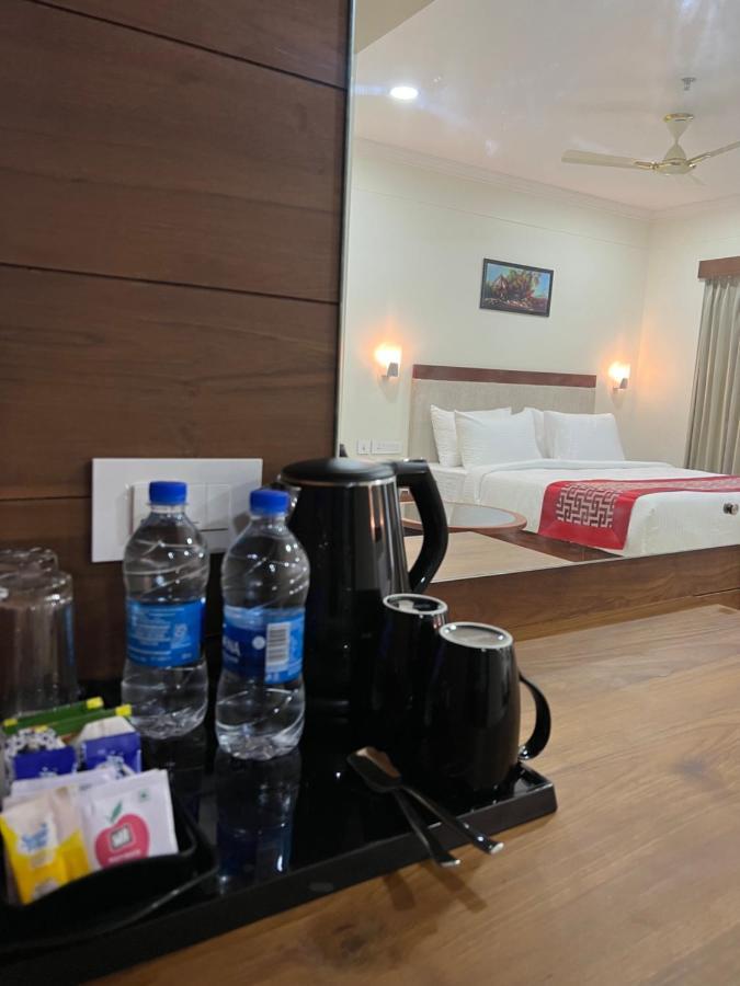 Kkm International Hotel Thiruvananthapuram ภายนอก รูปภาพ