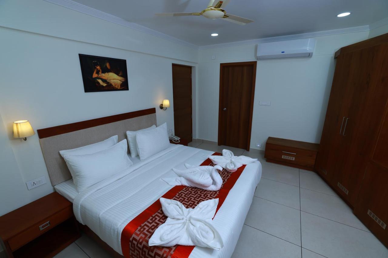 Kkm International Hotel Thiruvananthapuram ภายนอก รูปภาพ