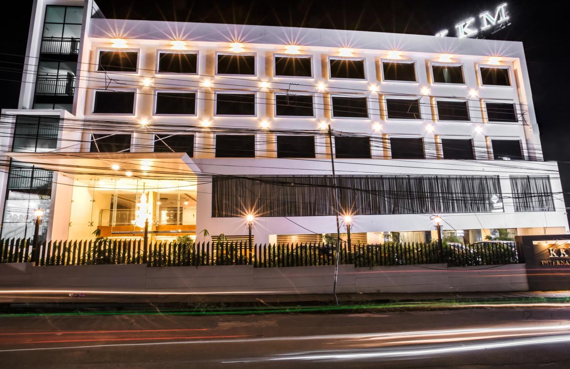 Kkm International Hotel Thiruvananthapuram ภายนอก รูปภาพ
